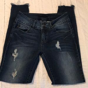 KanCan frayed hem ripped jeans size 27